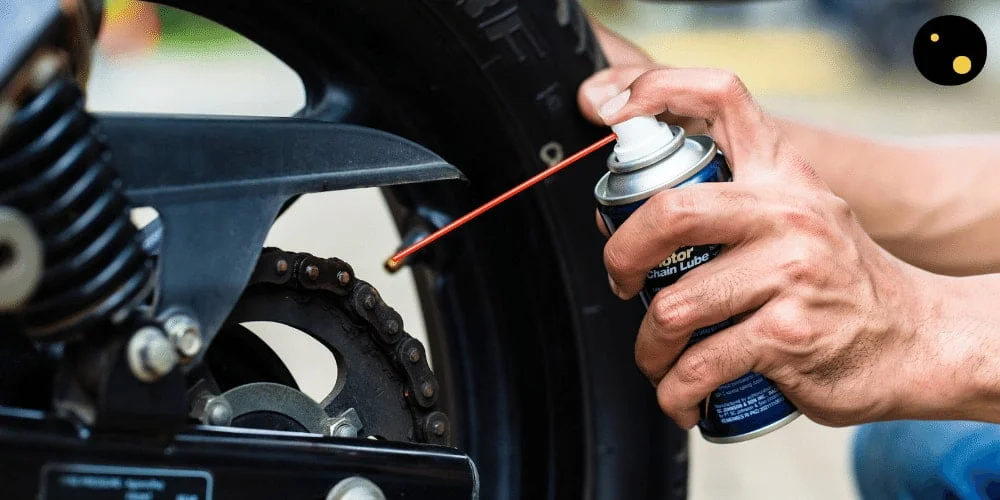 motorcycle chain lube oil