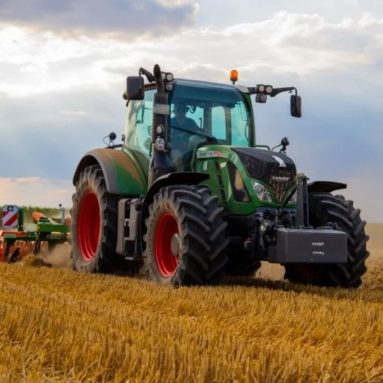 How to change tractor engine oil